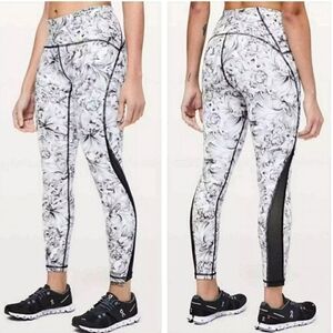 Lululemon Train Times ⅞ Leggings Light Garden White & Black Floral Print 6